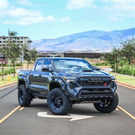Toyota Tacoma TRD Pro Is Classic, Elegant & Capable at the Same Time on Black 18s and 35s ...