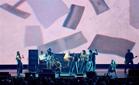 Alanis Morissette Opens Limited Residency at The Colosseum in Las Vegas ...