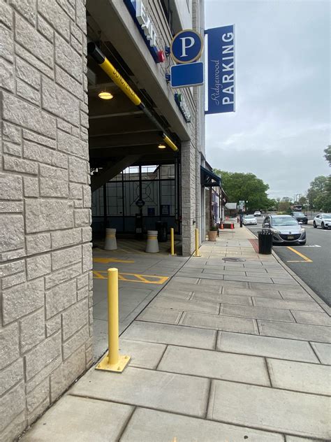 Hudson Street Parking Garage in Ridgewood - Pedestrians beware!