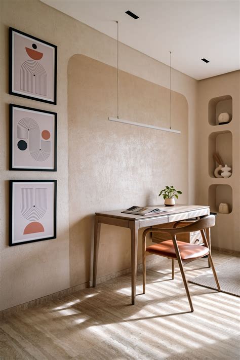 Study table direction as per Vastu: Simple techniques to maximise ...