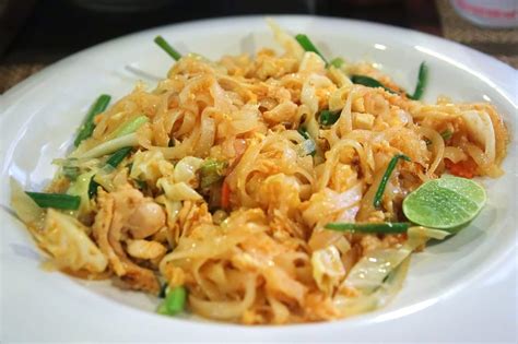 Anna's Restaurant in Phi Phi - Restaurant in Tonsai Village - Go Guides