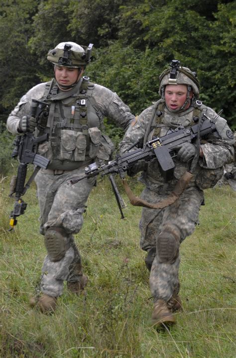 Two paths, two soldiers, one story | Article | The United States Army