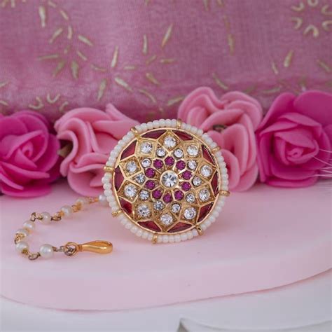 Comprehensive Fashion Tips For Navratri Garba Party | Raisin