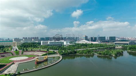 南昌大学双龙雕塑高清图片下载-正版图片500591004-摄图网