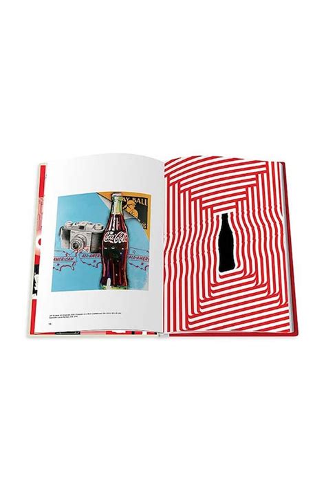 Assouline book Kiss the Past Hello, English PRM EU