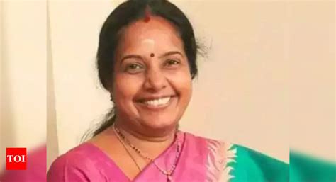 'DMK had no support on anti-Hindi stir': Vanathi Srinivasan | Trichy ...