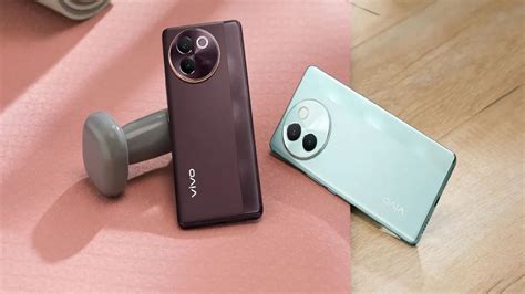 5 best smartphones for high school students