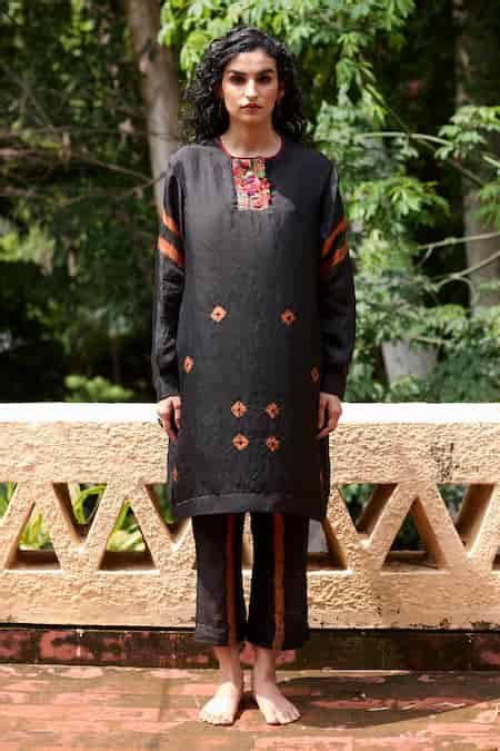 Buy Medha Designerwear Online – New Arrivals, Bestsellers & Exclusive Edits