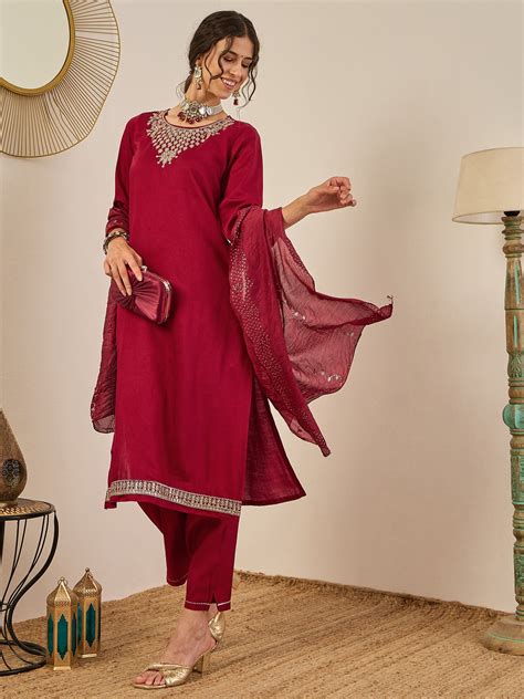 Divyaa Womens Embroidered Viscose Rayon Kurta Pant Set with Chanderi S ...