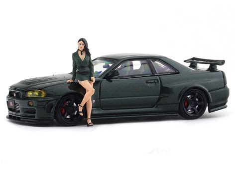 Nissan Skyline GT-R R34 Green with Figure 1:64 Time Micro Diecast Scale ...