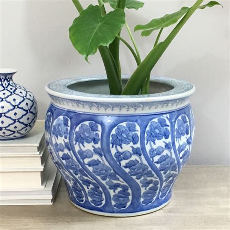 Blue And White China Plant Pots at Ellen Hannan blog