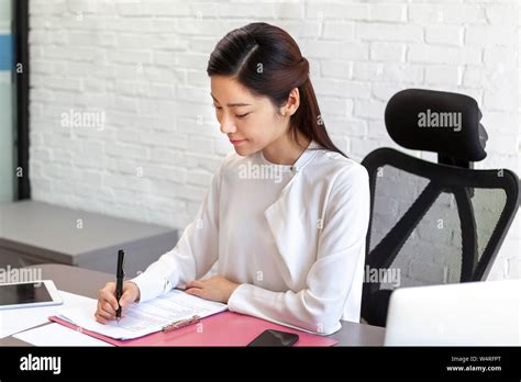 Busy Working Woman 的图像结果