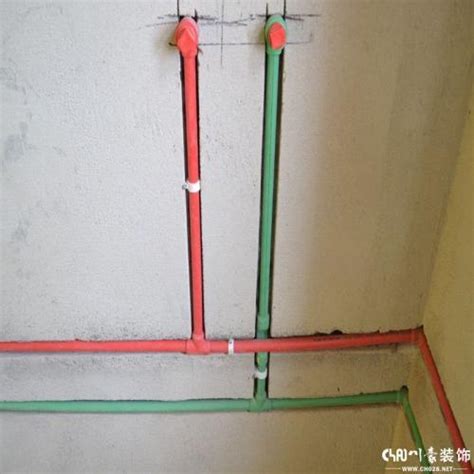 冷热水管安装规范，卫生间的冷热水管就该这样装
