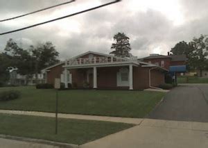 Burke Tubbs Funeral Home - Freeport, Illinois (IL) - Funeral Flowers