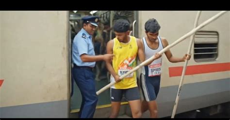 Champion Pole Vaulter Kicked Out Of Train By TTE! - Rediff Sports