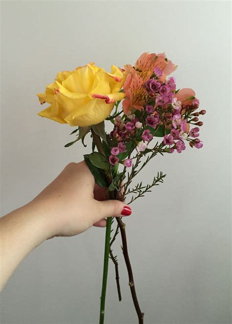 How To Make A Bouquet From Garden Flowers at Kenneth Magee blog