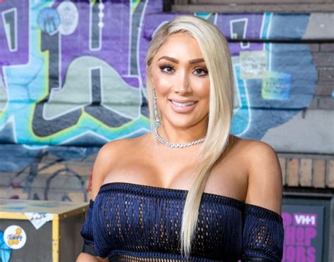 21 Enigmatic Facts About Nikki Mudarris - Facts.net