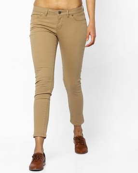 Buy Trousers & Pants for Women from Indian & International brands | Ajio
