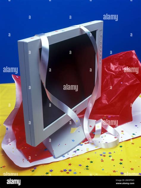 Papercraft Computer 的图像结果