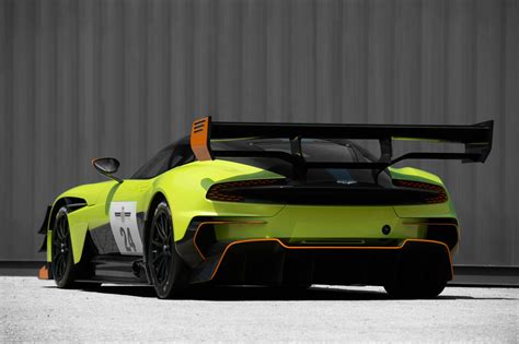 More downforce, sir? Aston Martin Vulcan AMR Pro debuts at Goodwood FoS 2017 | CAR Magazine