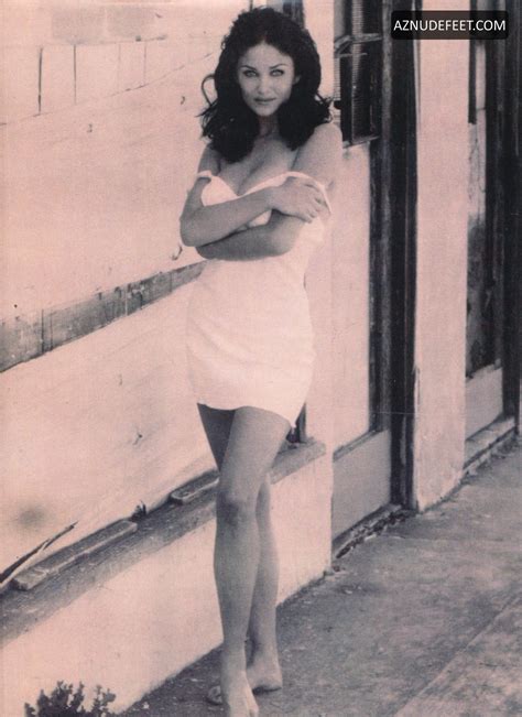 TRACI ADELL Feet - AZNudeFeet