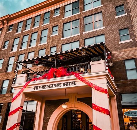 Christmas at The Redlands: Making Sweet Memories , 400 N Queen St ...