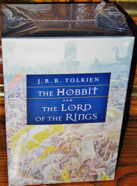 Lord of the Rings: Boxed Set : Tolkien, J. R. R.: Amazon.in: Books
