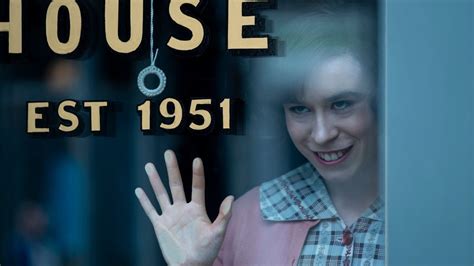 Is 'IT: Welcome To Derry' Based On Stephen King's Book? - TV Shows