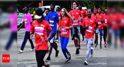 Residents turn up in huge numbers to create awareness on cancer ...