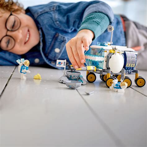 LEGO City Lunar Roving Vehicle 60348 Outer Space India | Ubuy