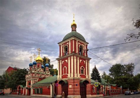 Храм Успения Пресвятой Богородицы на Гончарной улице в Москве