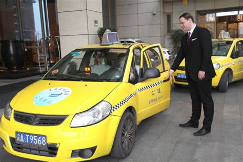 重庆出租车或者的士电话号码，重庆出租车公司电话，多多益善-重庆出租车公司电话多少