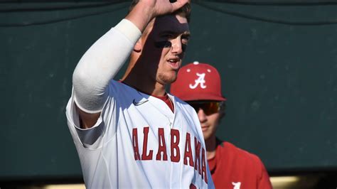 Former Alabama baseball player found dead during welfare check
