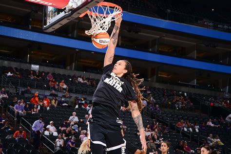 Brittney Griner Dunking Video