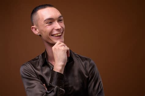 Businessman with Black Shirt 的图像结果