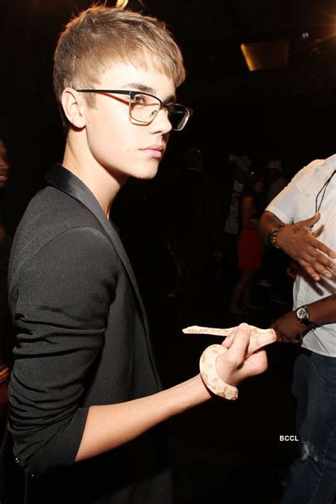 Loved Mila Kunis' work in 'Bad Moms': Niall Horan | English Movie News ...