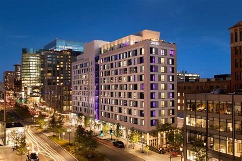 YOTEL BOSTON - Hotel Reviews, Photos, Rate Comparison - Tripadvisor