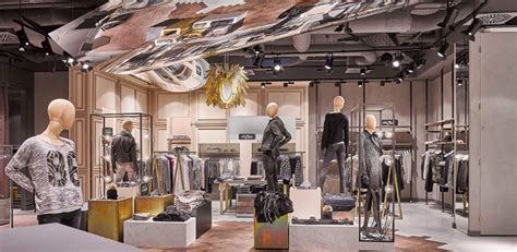 Fashion Merchandising: The Key to a Successful Fashion Business