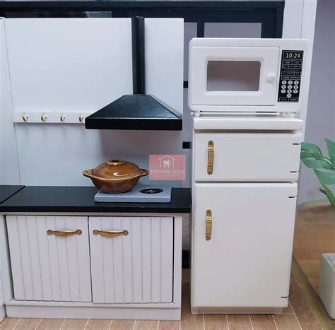 Small Kitchen Fridge 的图像结果