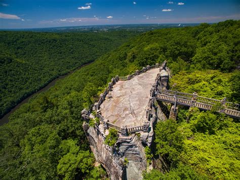 These iconic hikes in West Virginia are must-sees - Almost Heaven ...