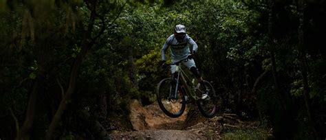 Enduro Mountain Bikes | Buy online | CANYON IN