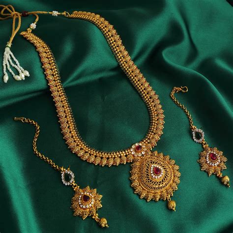 Sukkhi Traditionally Gold Plated Necklace Set For Women - Sukkhi.com