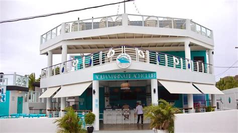AQUA MARINA BEACH CLUB (Rincon) - Inn Reviews, Photos, Rate Comparison ...