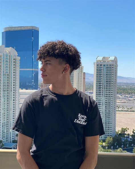 Pin by Vanessa Salazar on hair and tattoos | Taper fade curly hair ...