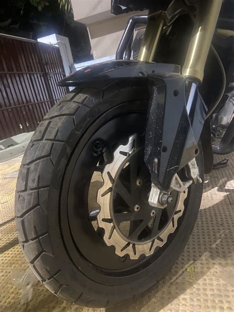 Apollo Tyre 100/80-17 52P Tramplr ST Tubless Bike Tyre, Front ...