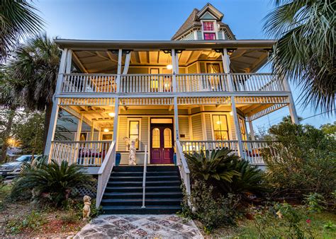 The Old Spanish Consulate Veranda Suite - Castles for Rent in Pensacola ...