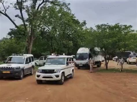 30 Bangladeshi citizens deported from Chhattisgarh: Police flew ...