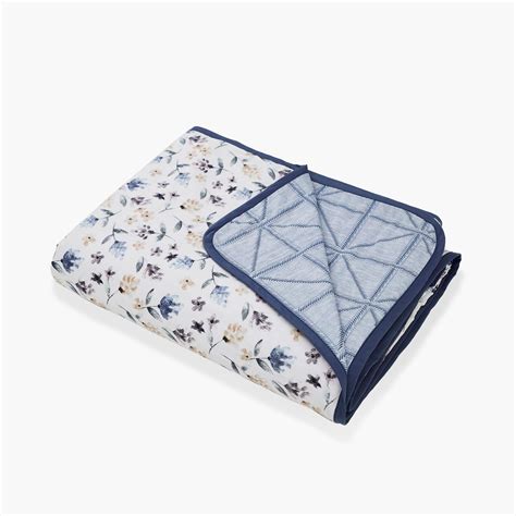 Buy TRIDENT Signature Blue Printed Cotton Reversible Double Bed Dohar ...