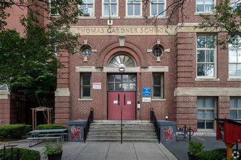 About Allston | Schools, Demographics, Things to Do - Homes.com