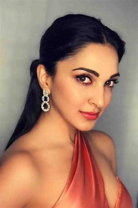 Self Adhesive Kiara Advani Poster | Celebrity Sticker|Wall Décor ...